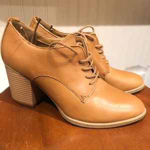 Eurosoft oxford block heel pumps size 8.5M